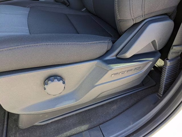 2026 Oxford White Ford F-150 STX 4X4 Truck