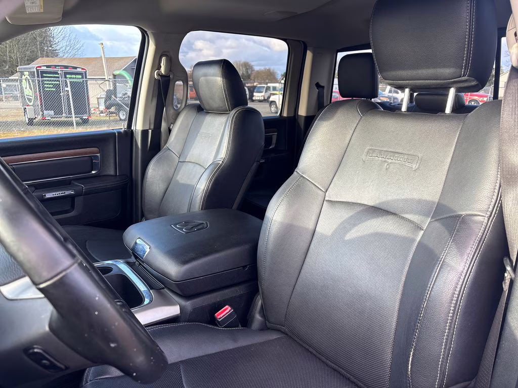 2017 Bright White Clearcoat Ram 1500 Laramie RWD Truck