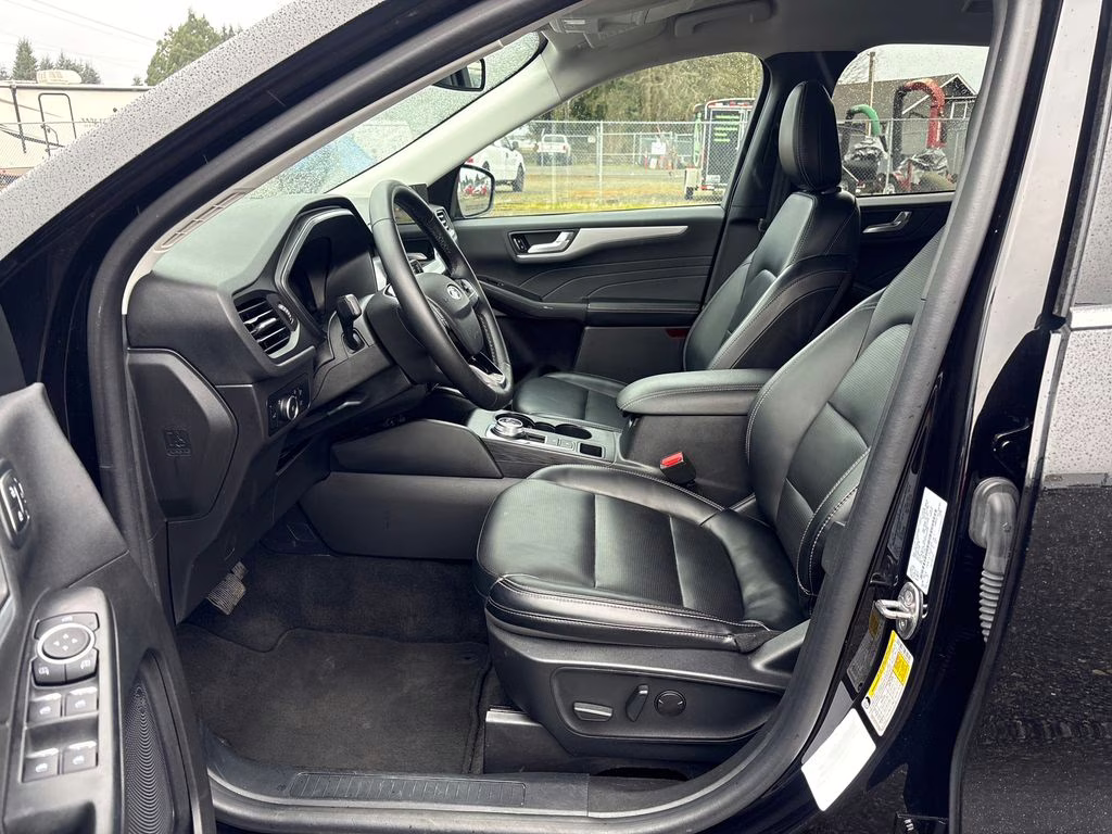 2024 Black Ford Escape Platinum AWD SUV