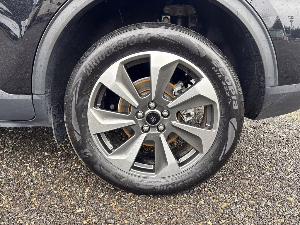 2024 Black Ford Escape Platinum AWD SUV