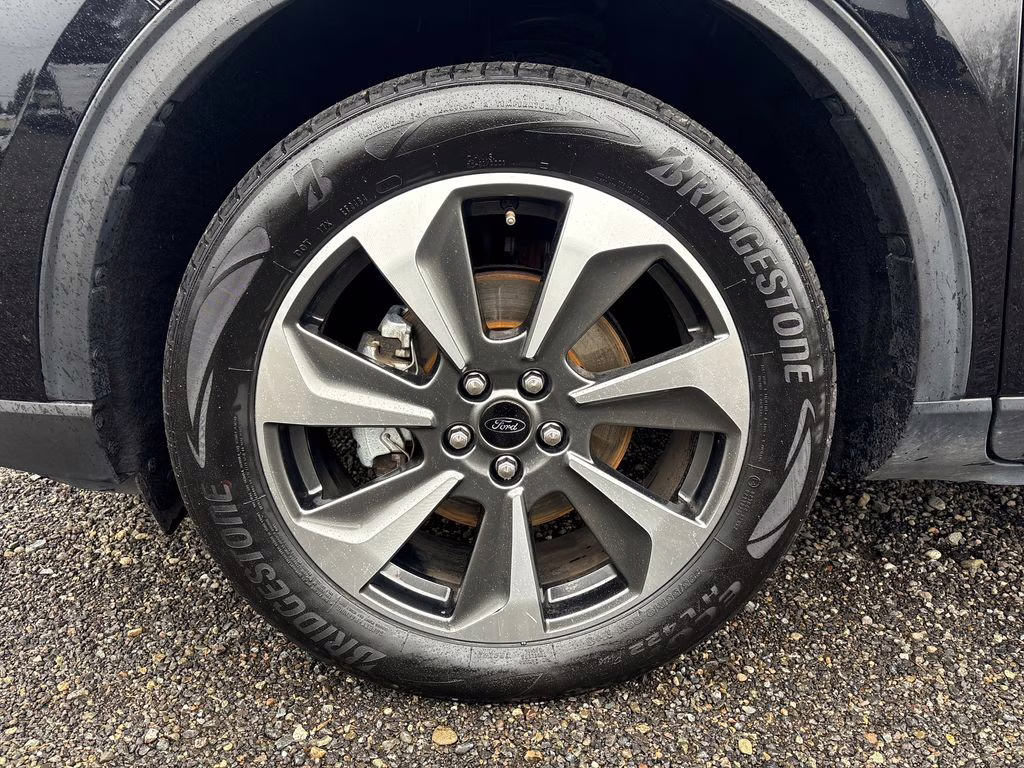 2024 Black Ford Escape Platinum AWD SUV