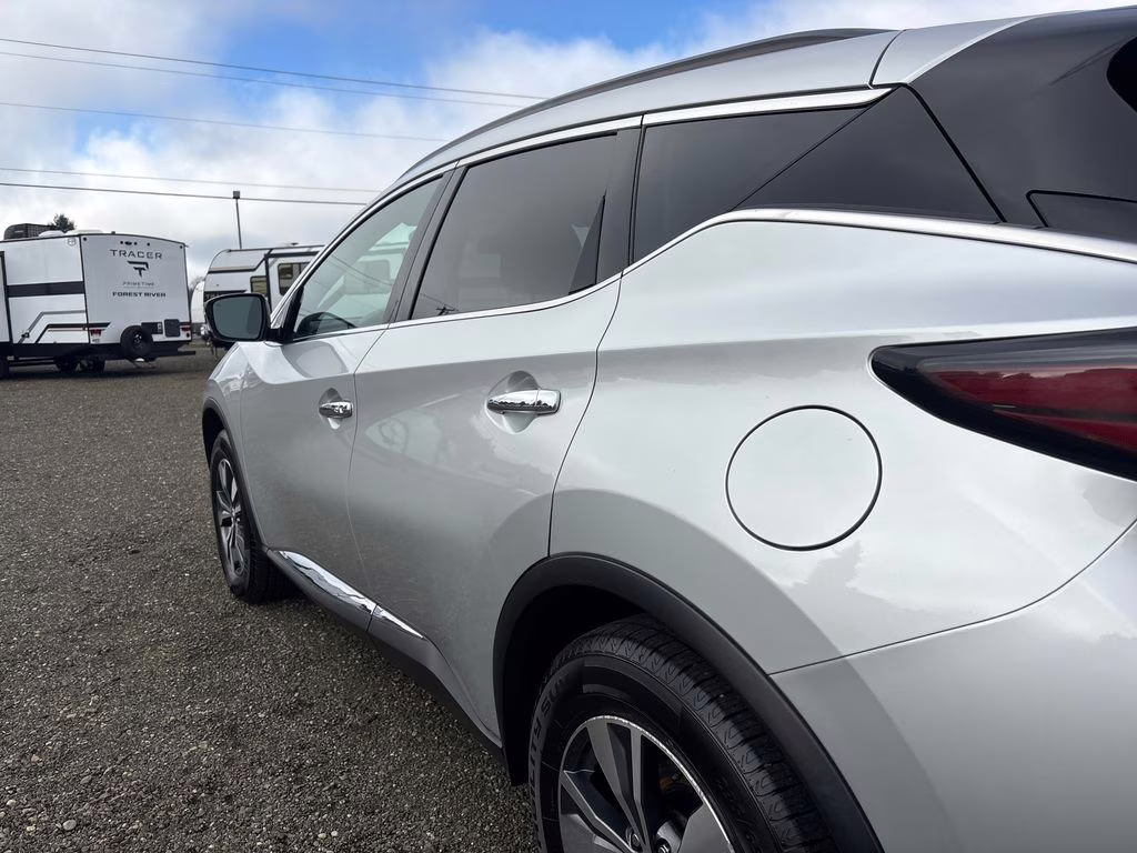 2021 Brilliant Silver Metallic Nissan Murano SV AWD SUV