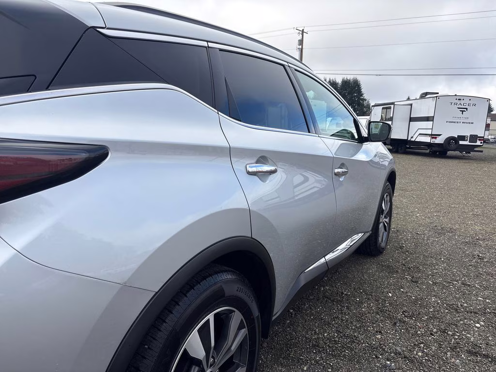2021 Brilliant Silver Metallic Nissan Murano SV AWD SUV