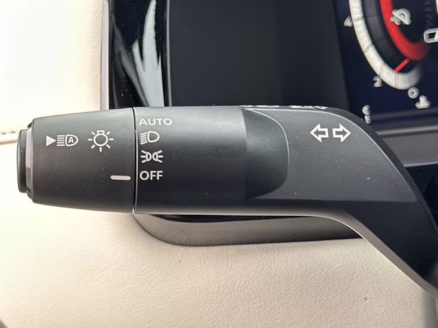 2026 Gun Metallic Nissan Pathfinder SL 4X4 SUV