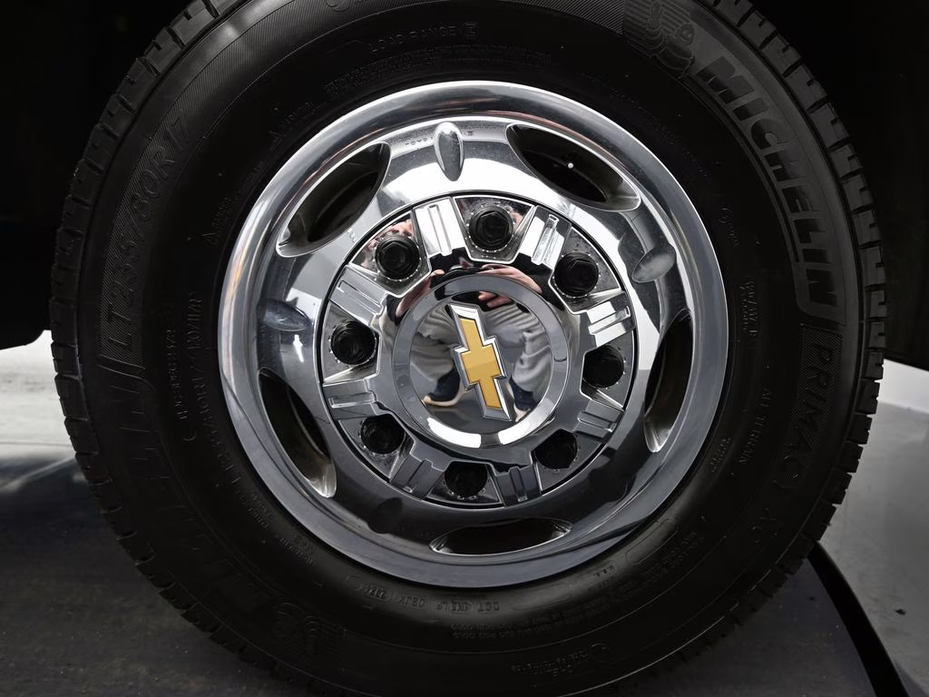 2025 Summit White Chevrolet Silverado 3500HD Work Truck 4X4 Truck