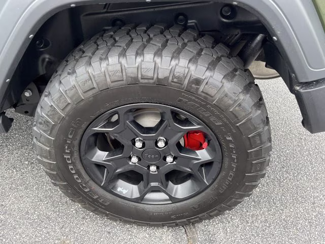 2023 Sarge Green Clearcoat Jeep Wrangler Willys Sport 4X4 Convertible