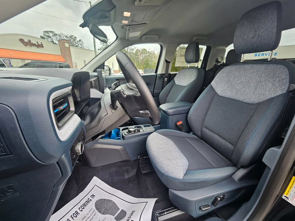 2026 Shadow Black Ford Maverick XLT AWD Truck