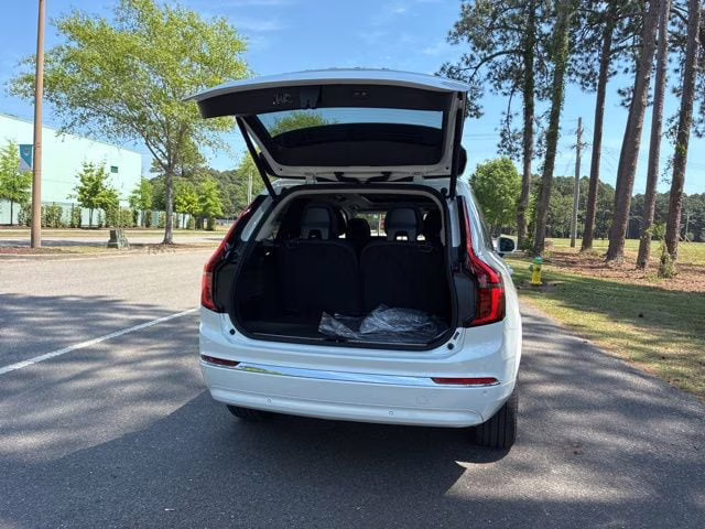 2026 Crystal White Volvo XC90 B5 Core AWD SUV
