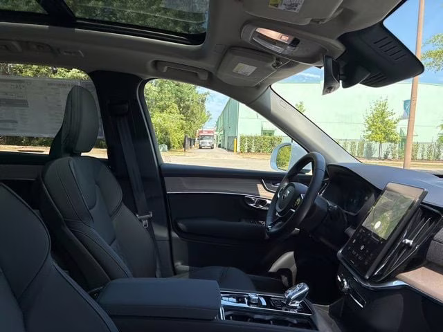 2026 Crystal White Volvo XC90 B5 Core AWD SUV