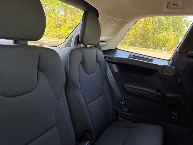 2026 Crystal White Volvo XC90 B5 Core AWD SUV