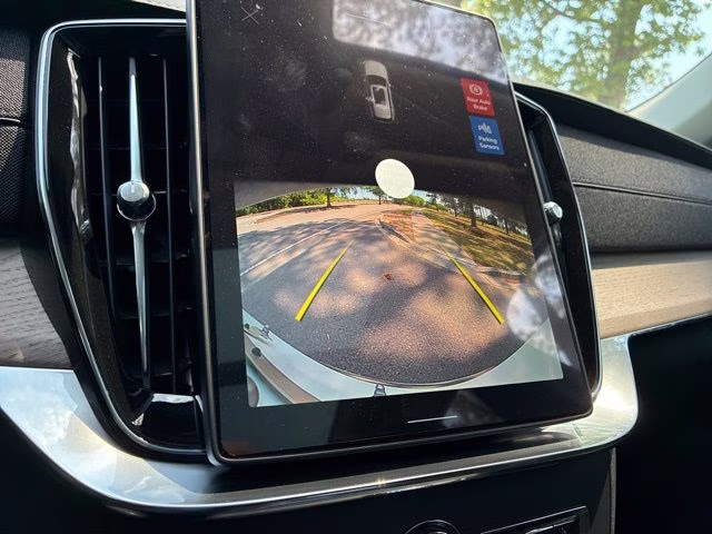 2026 Crystal White Volvo XC90 B5 Core AWD SUV