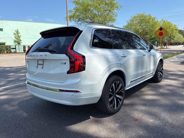 2026 Crystal White Volvo XC90 B5 Core AWD SUV