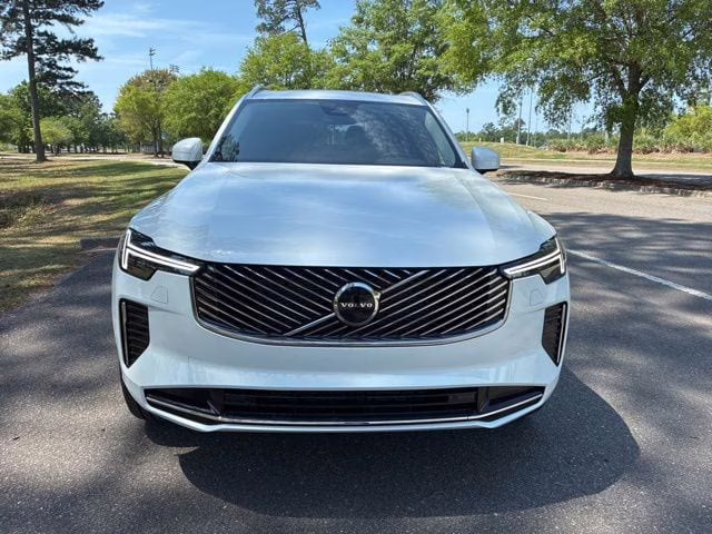 2026 Crystal White Volvo XC90 B5 Core AWD SUV