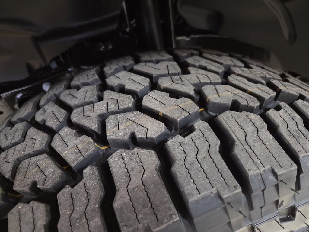 2026 Anvil Clearcoat Jeep Gladiator Rubicon 4X4 Truck