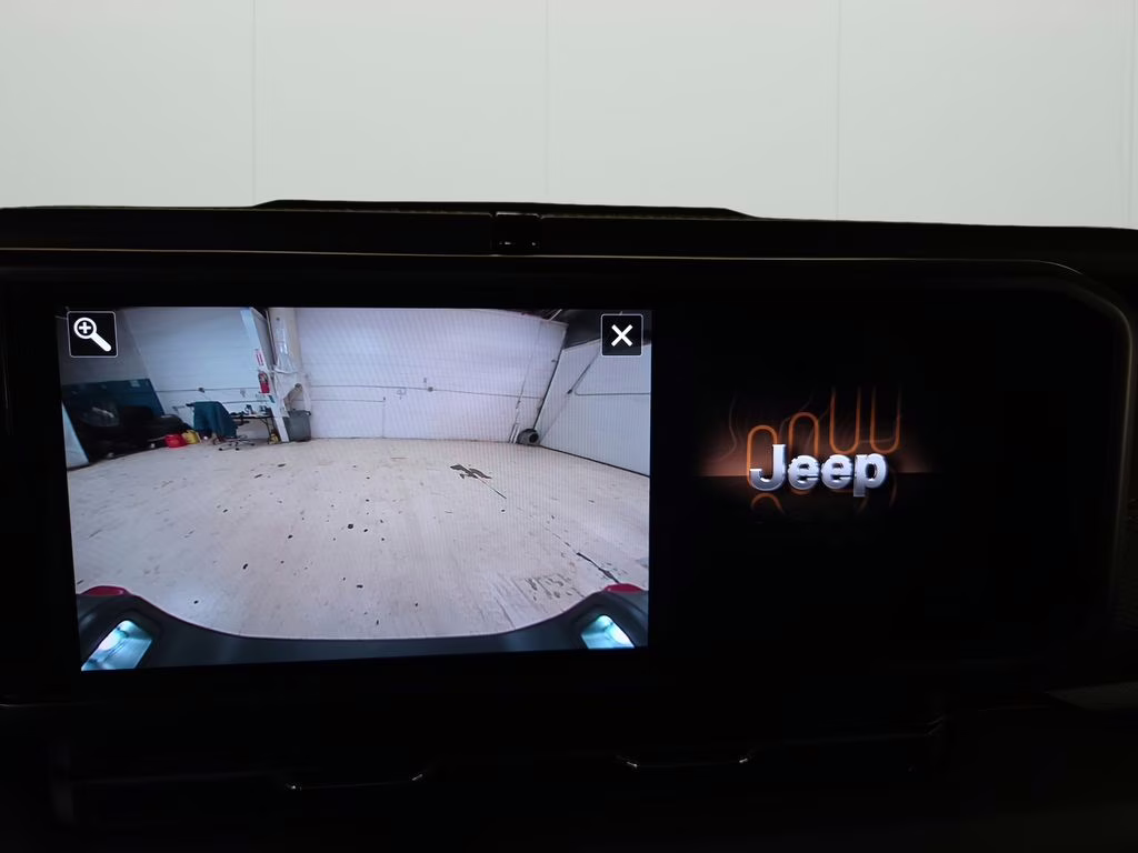 2026 Anvil Clearcoat Jeep Gladiator Rubicon 4X4 Truck