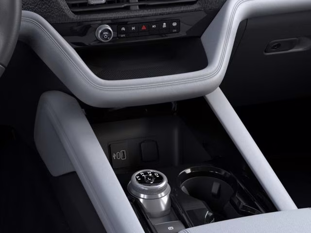 2026 Star White Metallic Tri-Coat Ford Explorer Platinum 4X4 SUV