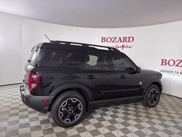 2026 Shadow Black Ford Bronco Sport Outer Banks 4X4 SUV