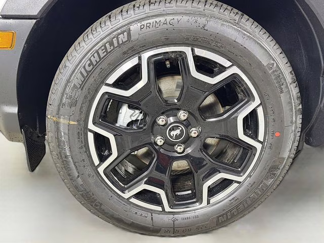 2026 Oxford White Ford Bronco Sport Outer Banks 4X4 SUV