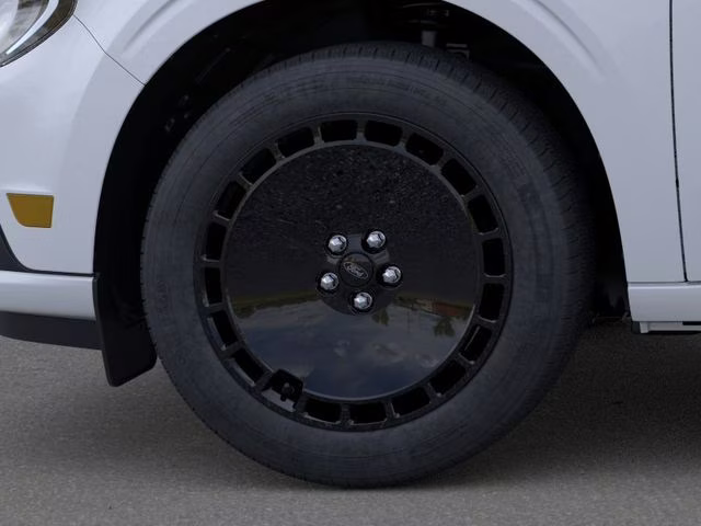 2026 Space White Metallic Ford Maverick Lobo Standard AWD Truck