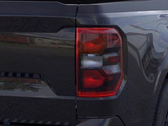 2026 Shadow Black Ford Maverick Lobo Standard AWD Truck