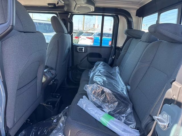2026 Anvil Clearcoat Jeep Gladiator Sport 4X4 Truck