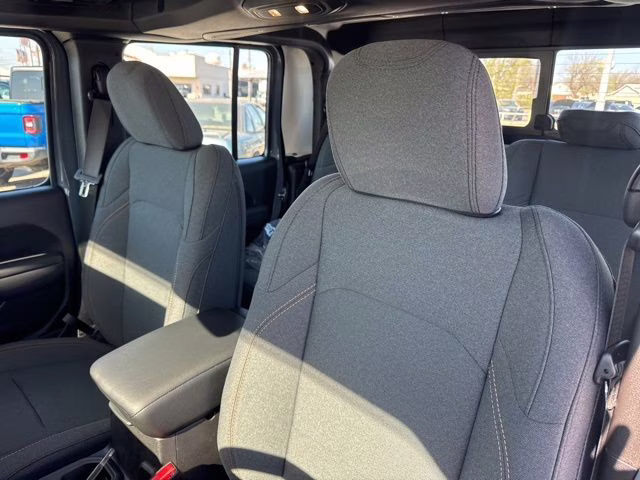 2026 Anvil Clearcoat Jeep Gladiator Sport 4X4 Truck