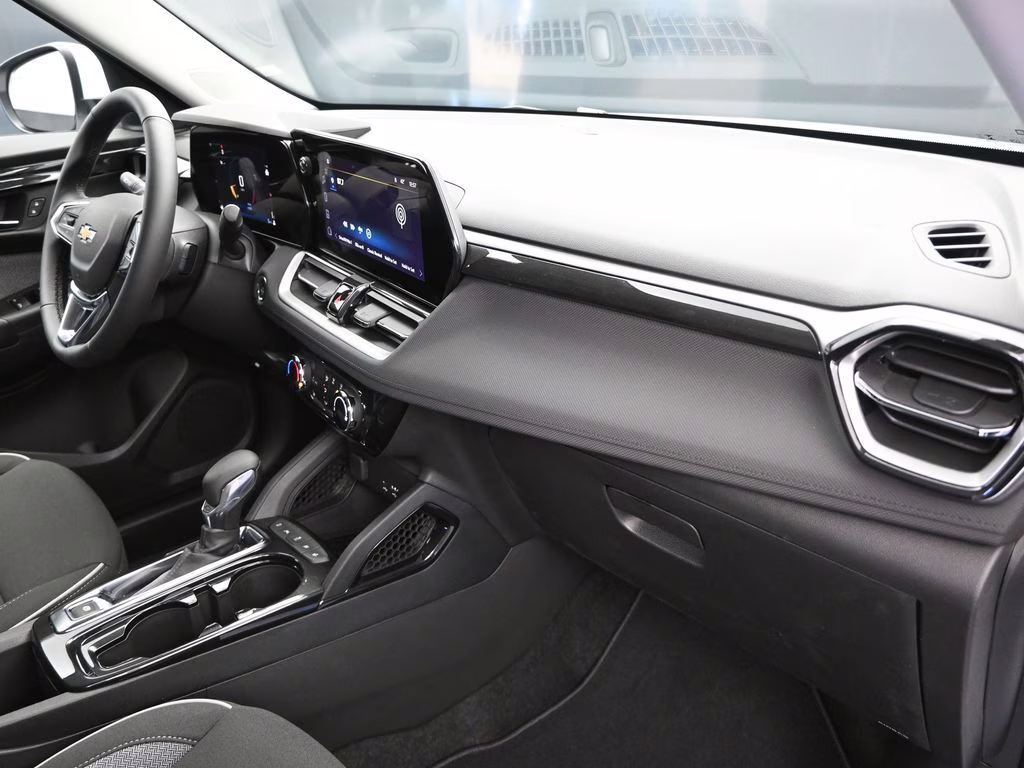 2026 Summit White Chevrolet Trailblazer LT FWD SUV