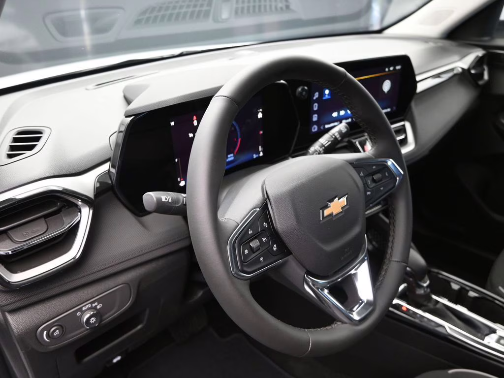 2026 Summit White Chevrolet Trailblazer LT FWD SUV