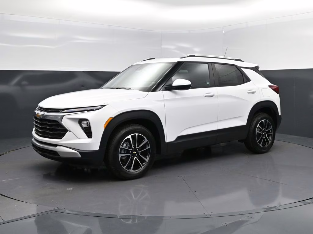 2026 Summit White Chevrolet Trailblazer LT FWD SUV