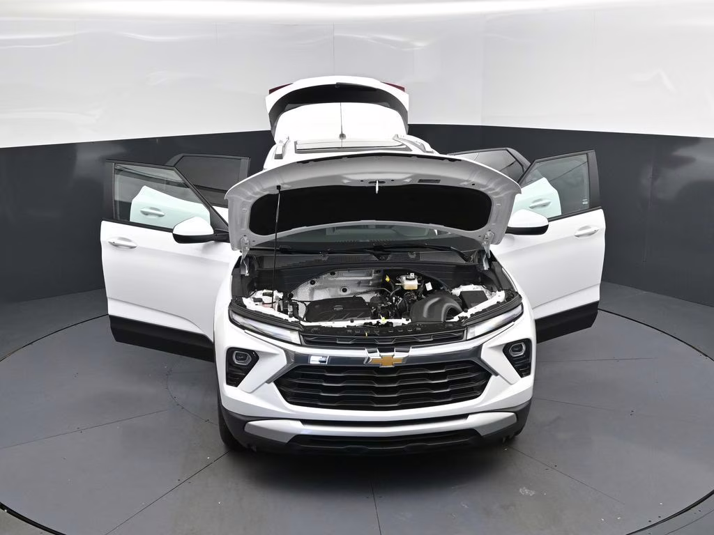 2026 Summit White Chevrolet Trailblazer LT FWD SUV