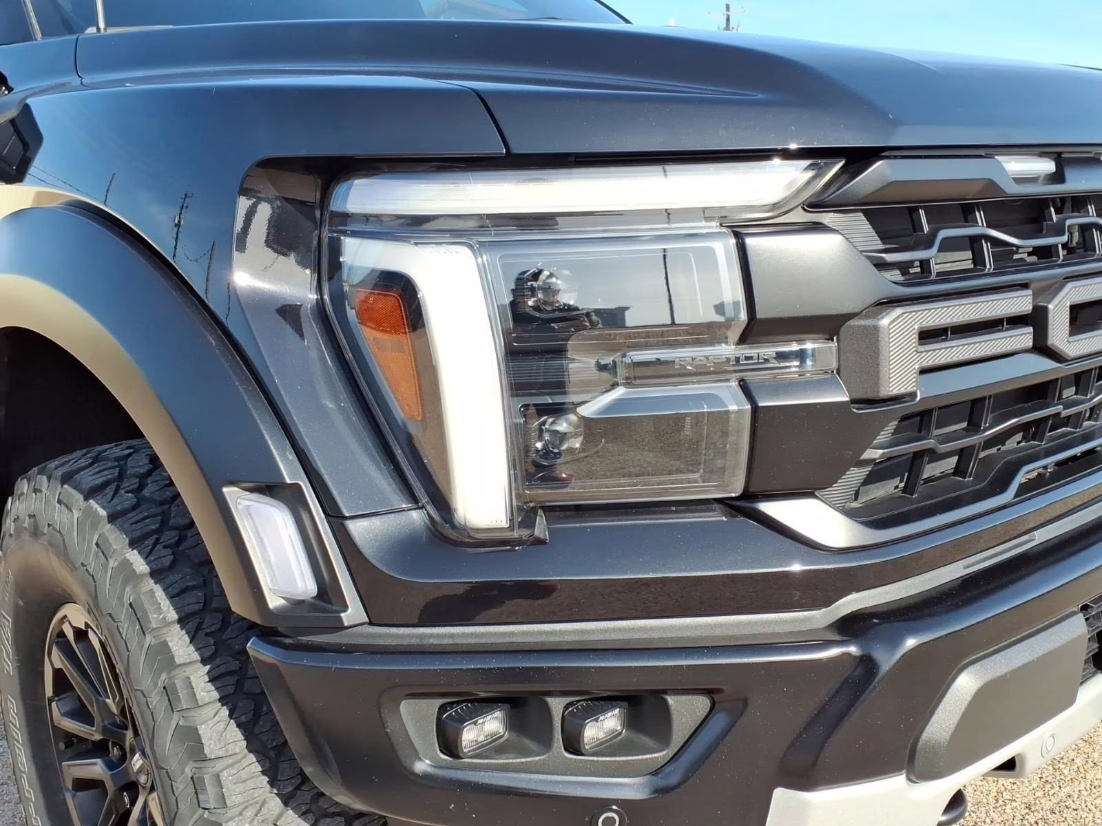 2024 Black Metallic Ford F-150 Raptor 4X4 Truck