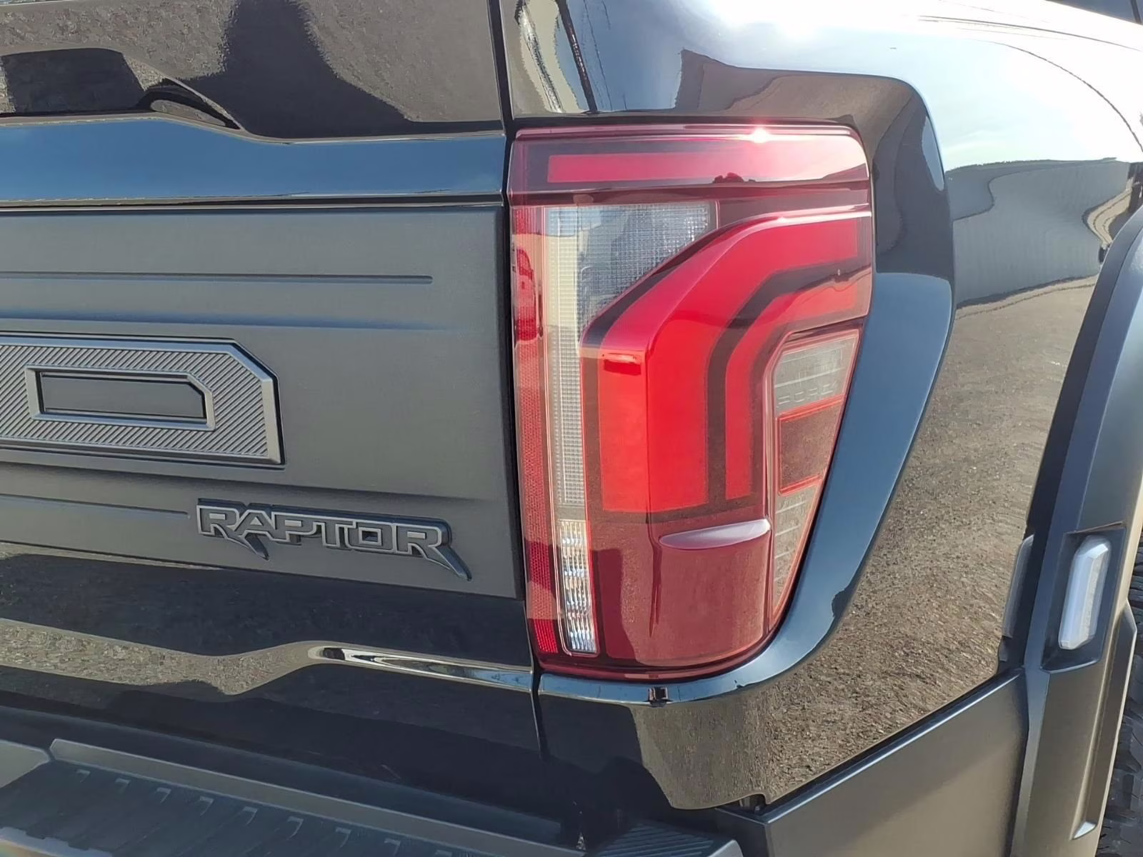 2024 Black Metallic Ford F-150 Raptor 4X4 Truck