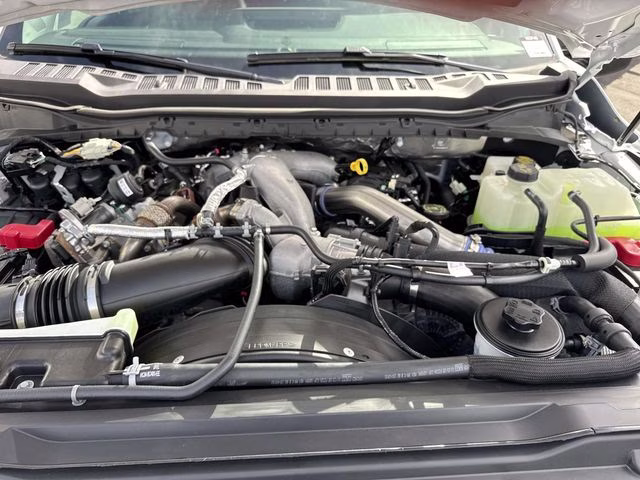 2026 Oxford White Ford Super Duty F-450 DRW XL 4X4 Chassis