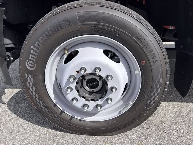 2026 Oxford White Ford Super Duty F-450 DRW XL 4X4 Chassis