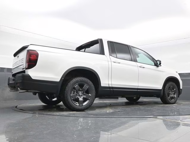 2026 Platinum White Pearl Honda Ridgeline TrailSport AWD Truck