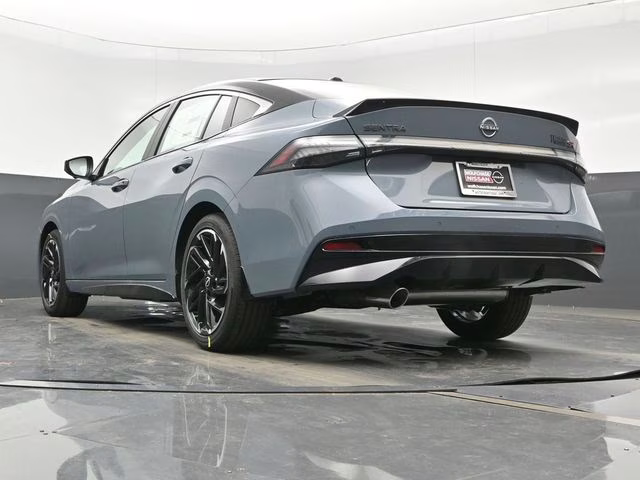 2026 Atlantic Gray/Super Black Nissan Sentra SR FWD Sedan
