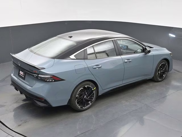 2026 Atlantic Gray/Super Black Nissan Sentra SR FWD Sedan