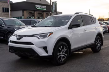 2018 Super White Toyota RAV4 LE AWD SUV