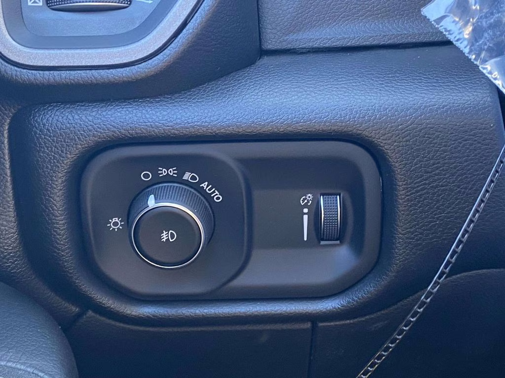 2026 Bright White Clearcoat Ram 5500HD Tradesman RWD Truck