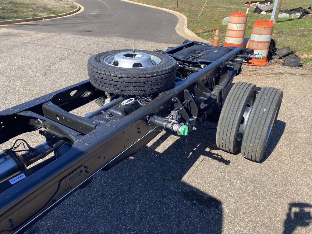 2026 Bright White Clearcoat Ram 5500HD Tradesman RWD Truck