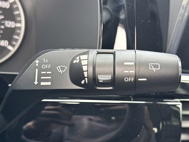 2026 Everest White Pearl Tricoat Nissan Pathfinder SV 4X4 SUV