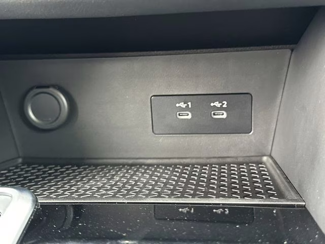 2026 Everest White Pearl Tricoat Nissan Pathfinder SV 4X4 SUV