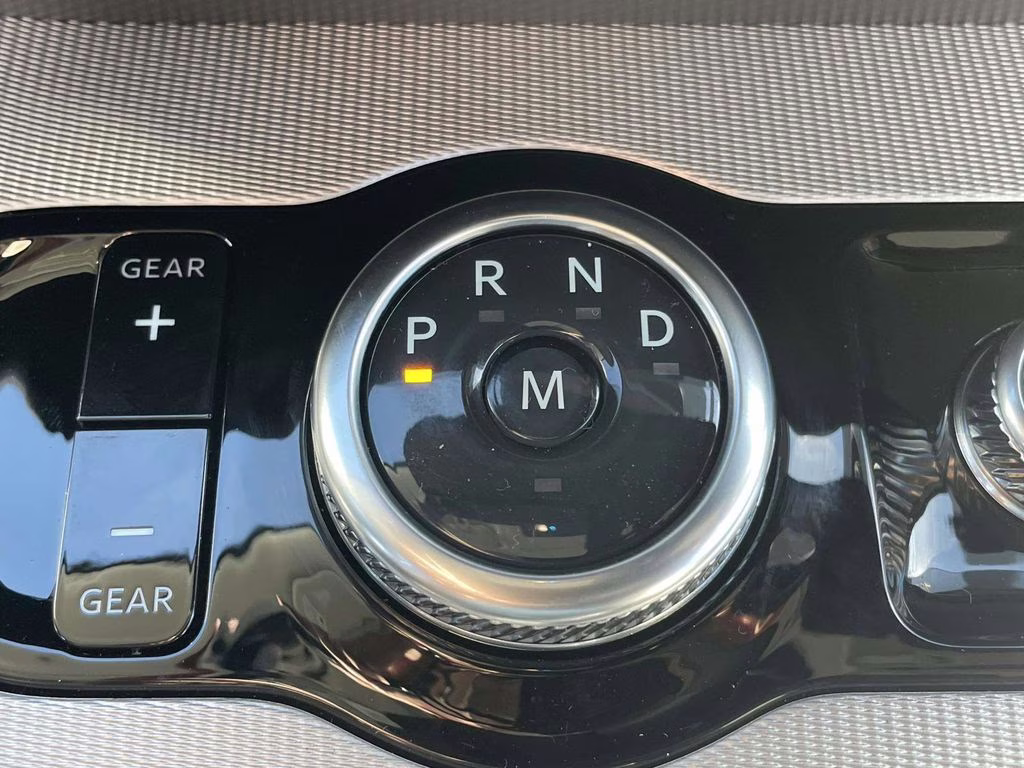 2026 Space Silver Metallic Ford Expedition Max Active RWD SUV