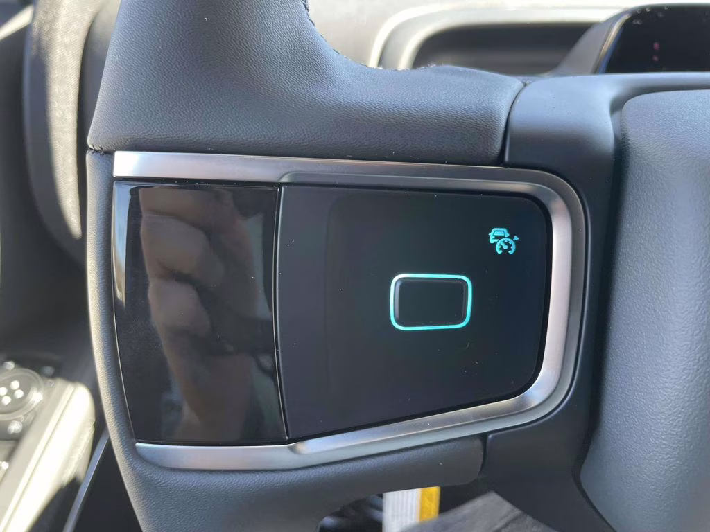 2026 Space Silver Metallic Ford Expedition Max Active RWD SUV