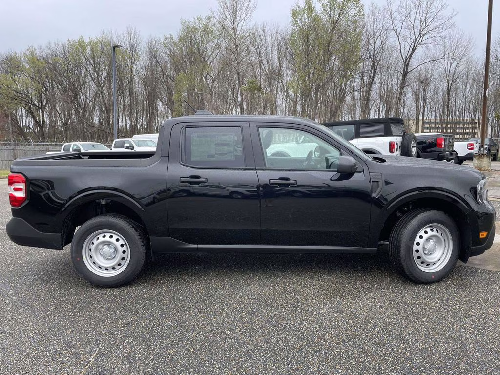 2026 Shadow Black Ford Maverick XL AWD Truck