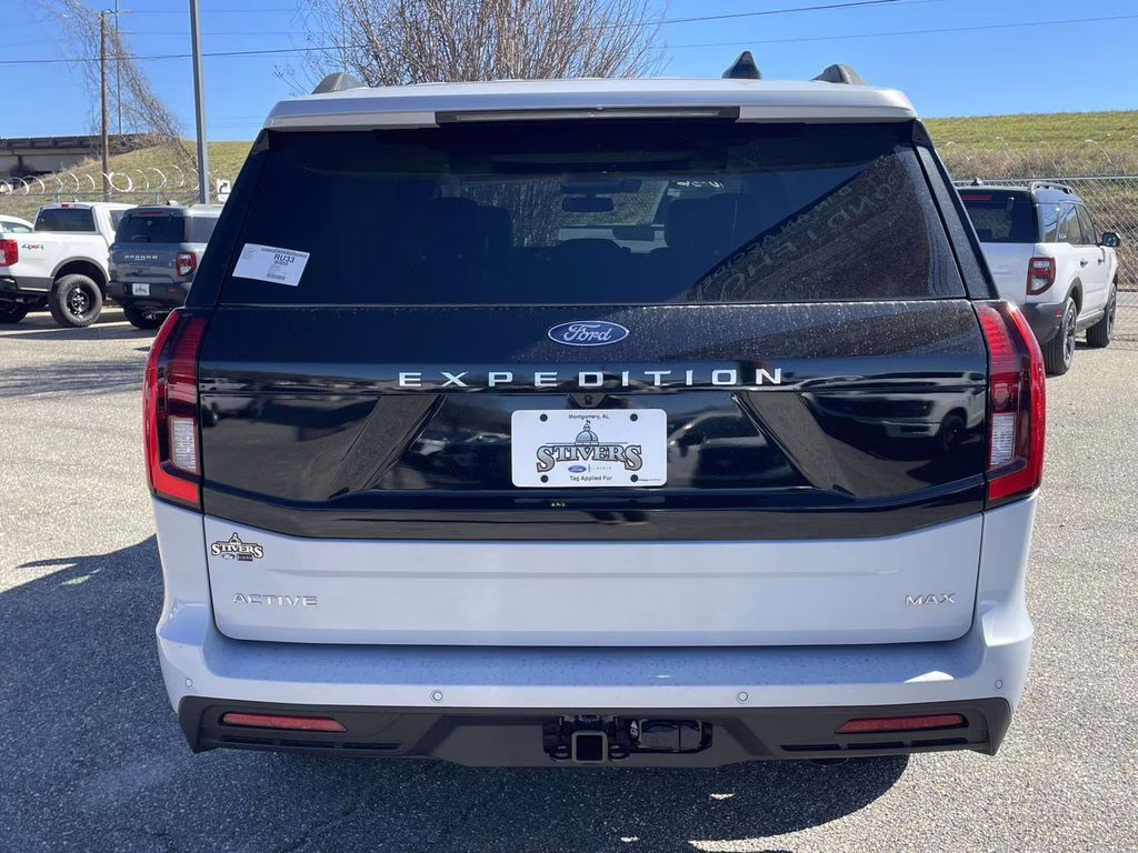 2026 Space Silver Metallic Ford Expedition Max Active RWD SUV