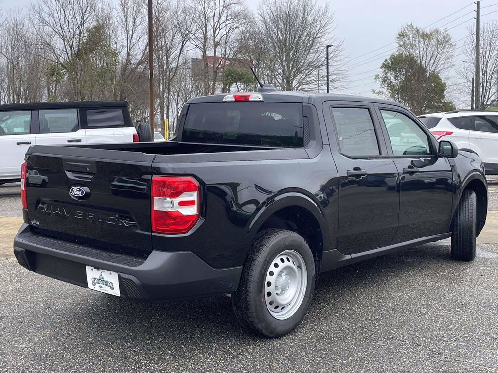 2026 Shadow Black Ford Maverick XL AWD Truck