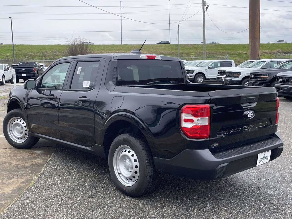 2026 Shadow Black Ford Maverick XL AWD Truck