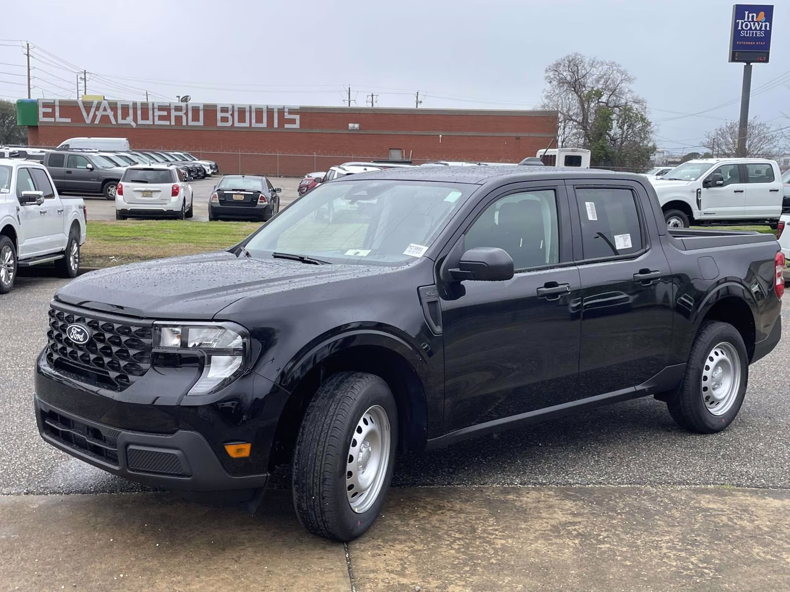 2026 Shadow Black Ford Maverick XL AWD Truck