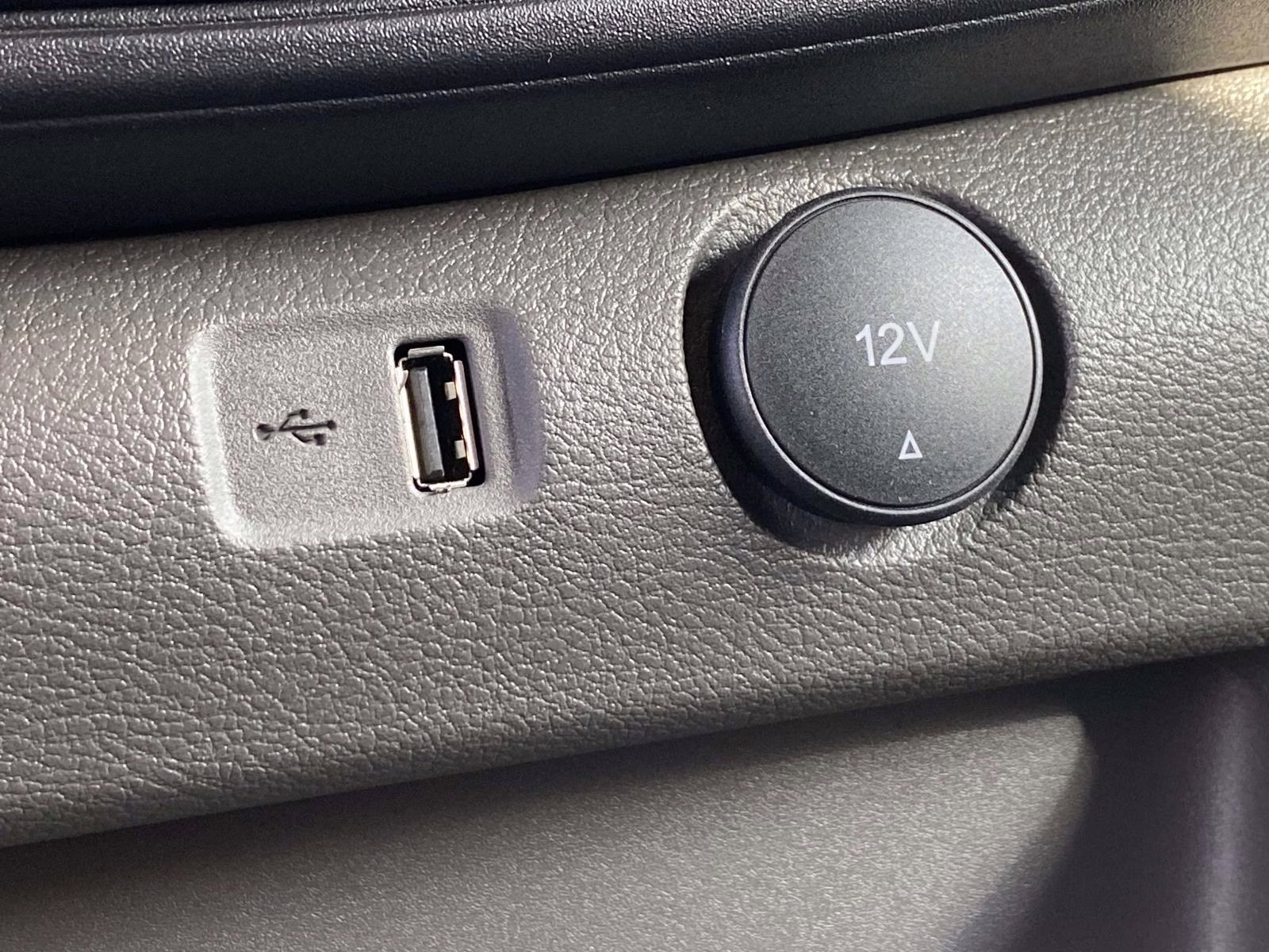 2026 Oxford White Ford Transit-250 Base RWD Van